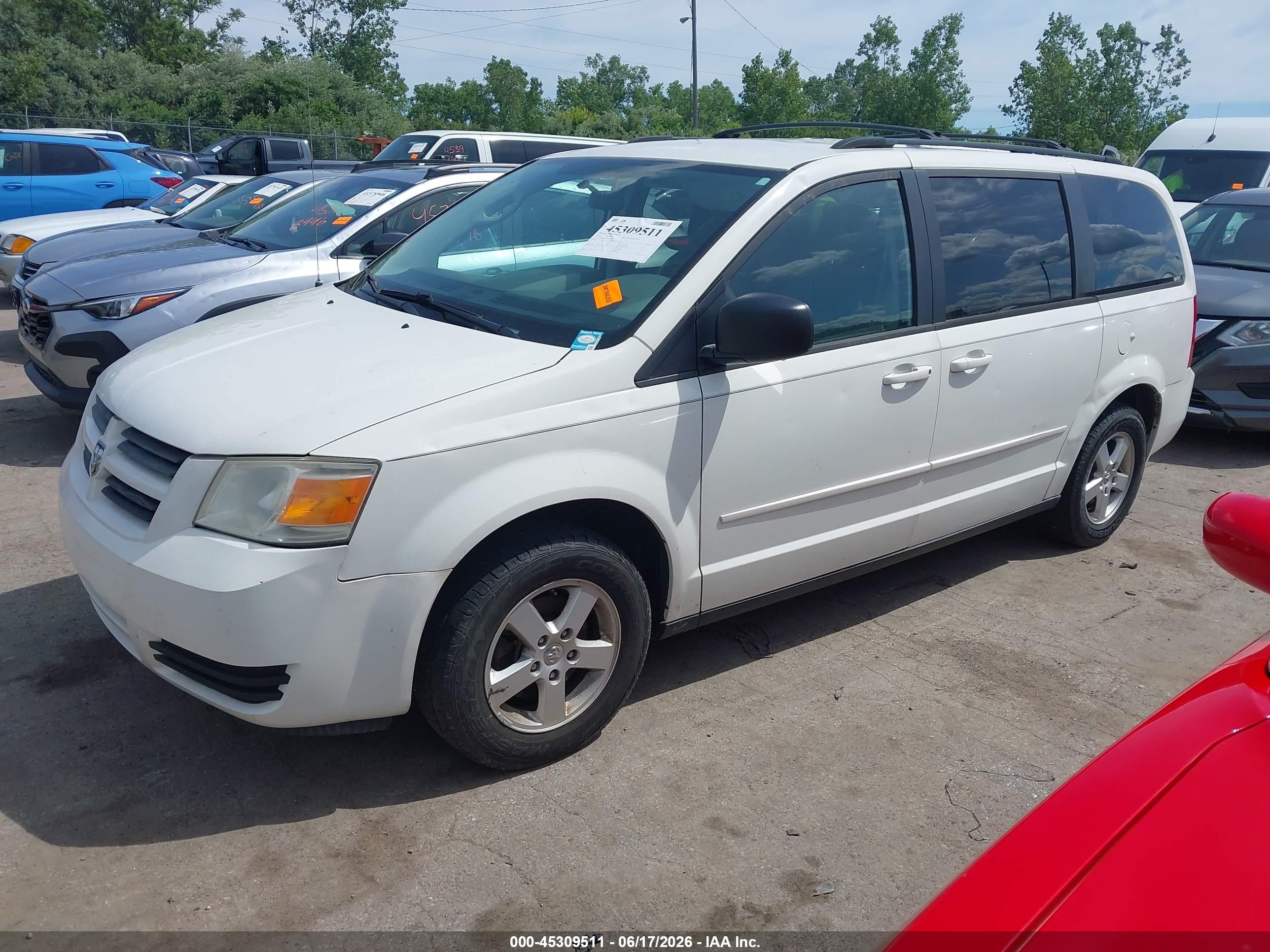 2010 Dodge Grand Caravan Hero White vin: 2D4RN3D18AR364142