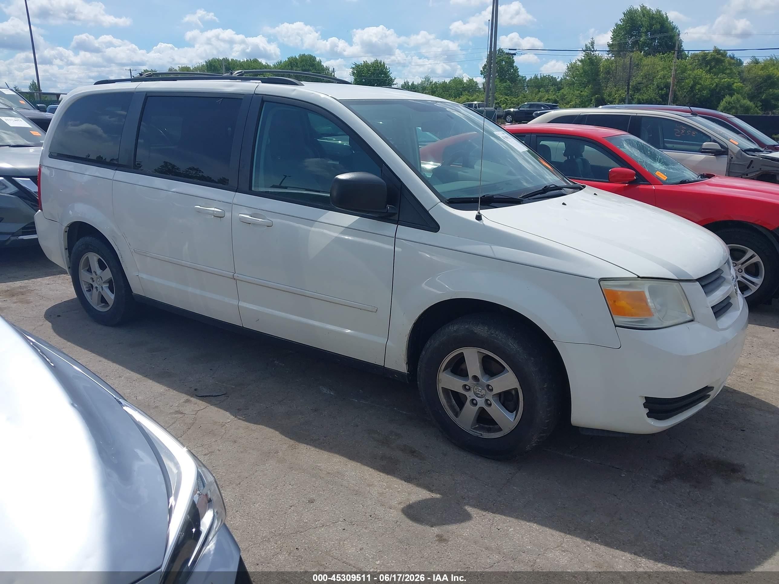 2010 Dodge Grand Caravan Hero White vin: 2D4RN3D18AR364142