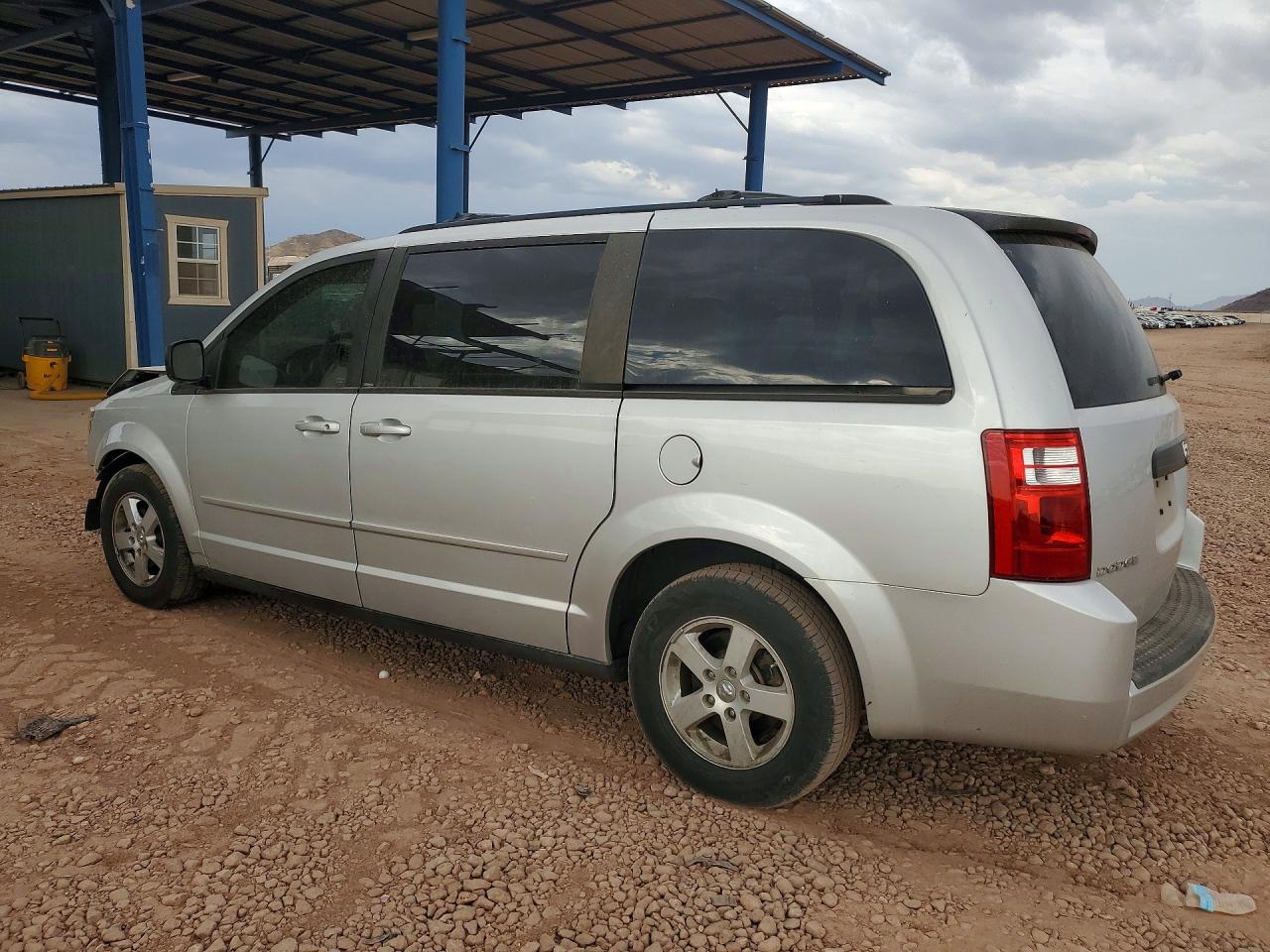 2010 Dodge Grand Caravan Hero Silver vin: 2D4RN3D19AR402042