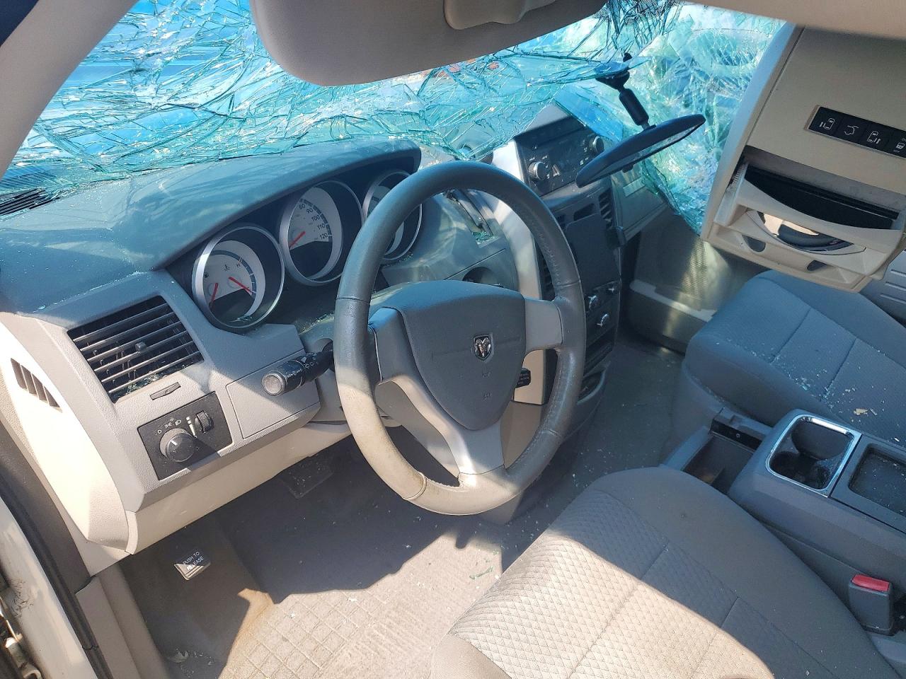 2010 Dodge Grand Caravan Hero White vin: 2D4RN3D19AR435848