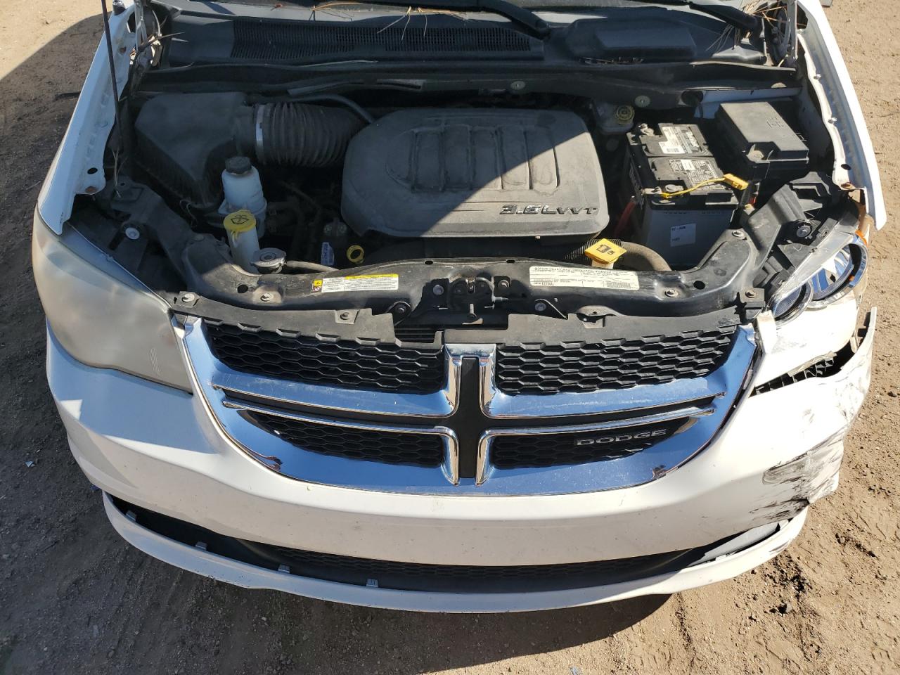 2011 Dodge Grand Caravan Mainstreet White vin: 2D4RN3DG1BR601480