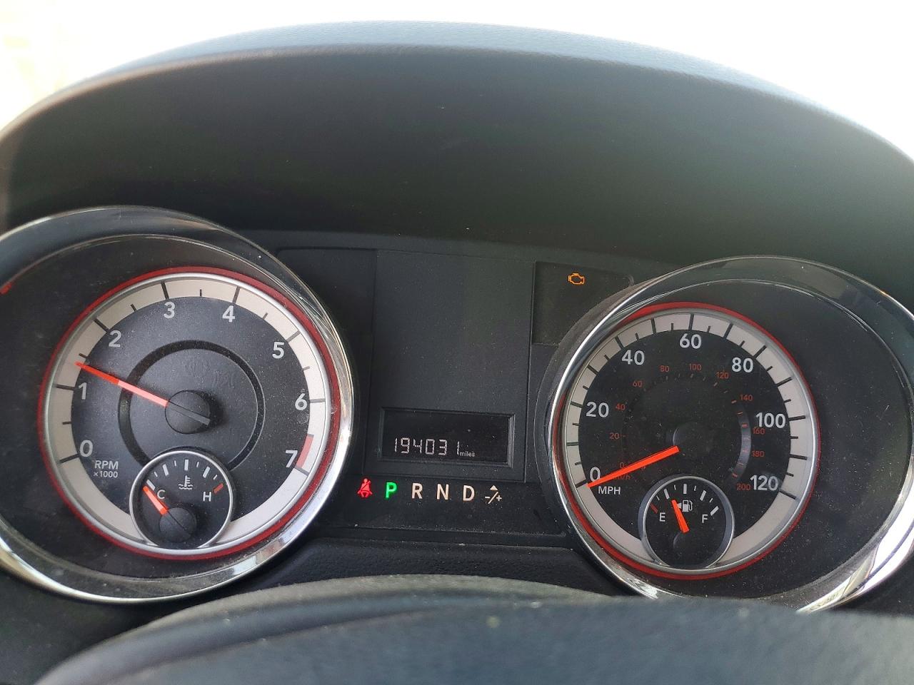2011 Dodge Grand Caravan Mainstreet Silver vin: 2D4RN3DG2BR656505