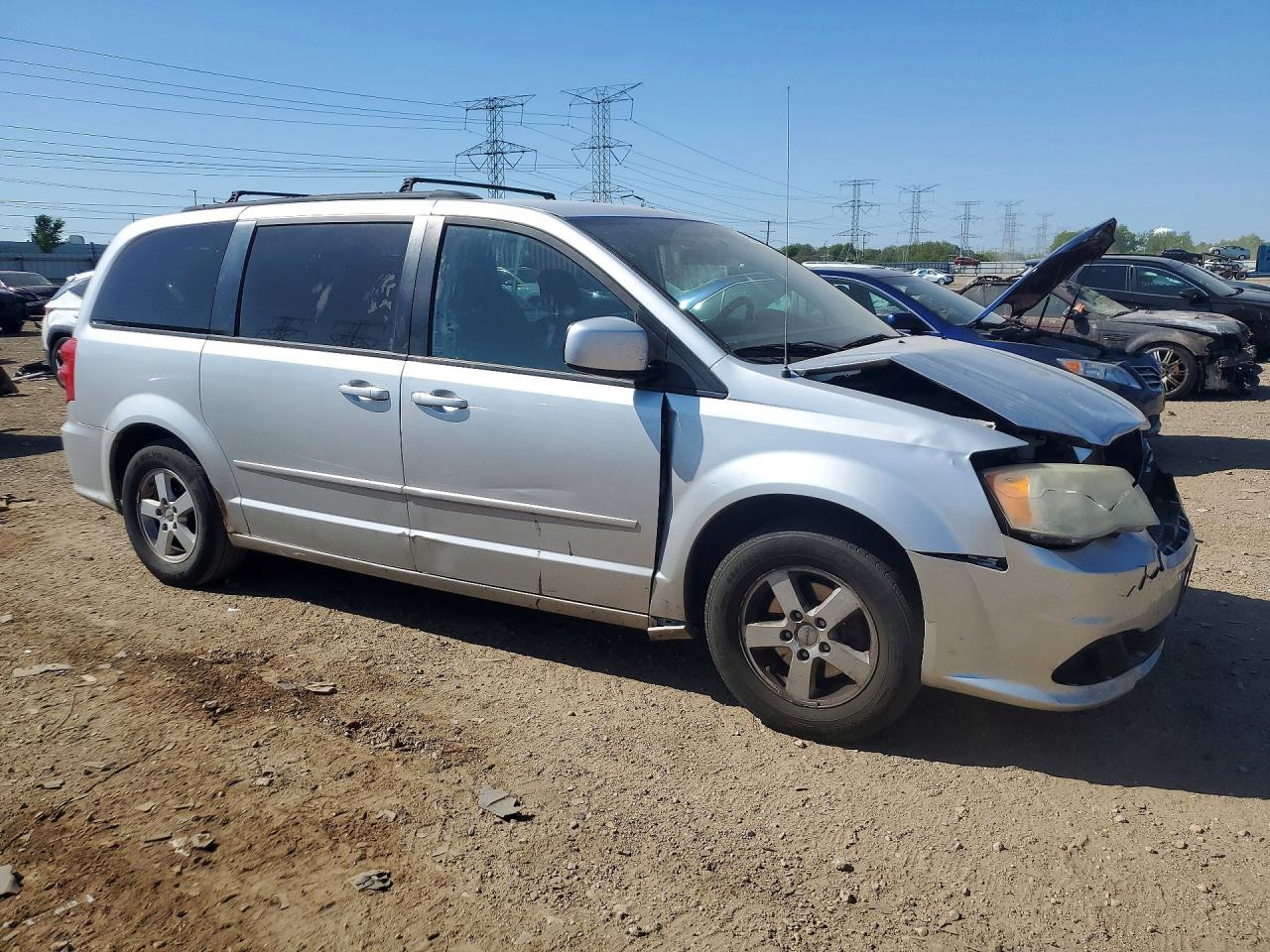 2011 Dodge Grand Caravan Mainstreet Silver vin: 2D4RN3DG2BR656505