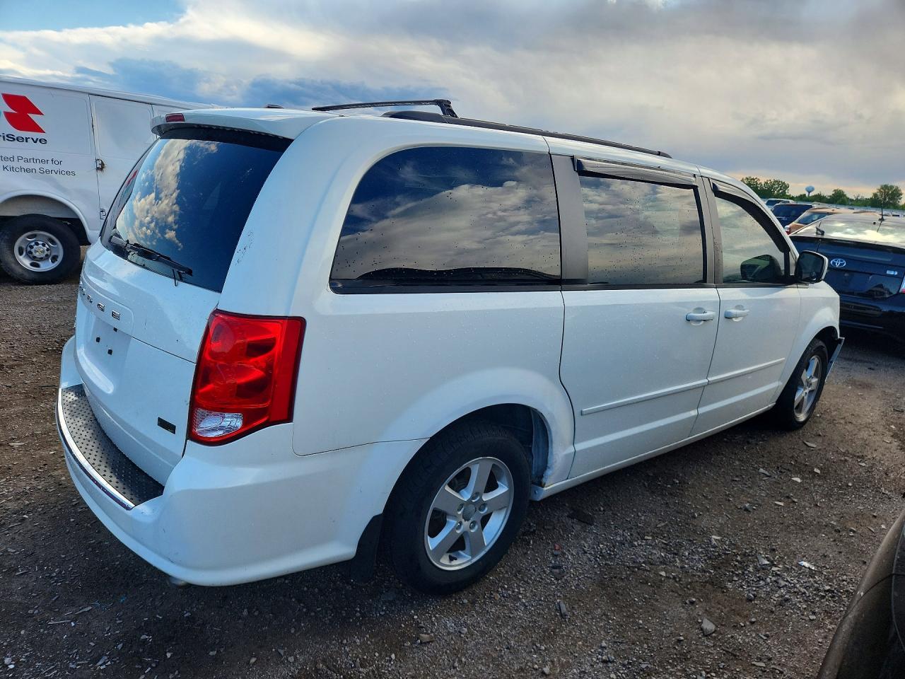 2011 Dodge Grand Caravan Mainstreet White vin: 2D4RN3DG2BR754837