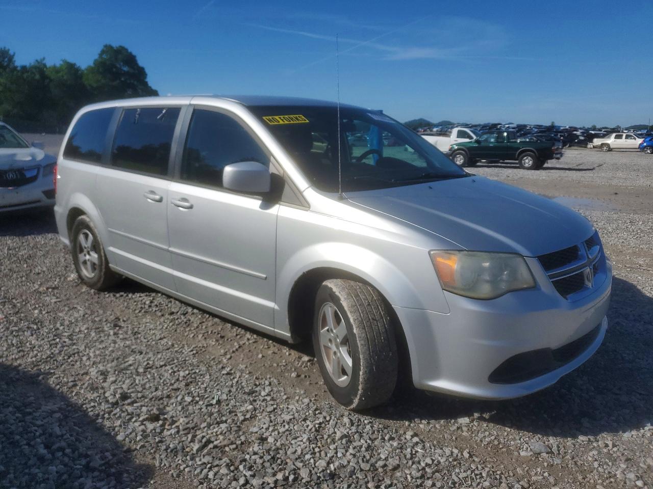 2011 Dodge Grand Caravan Mainstreet Silver vin: 2D4RN3DG3BR628518