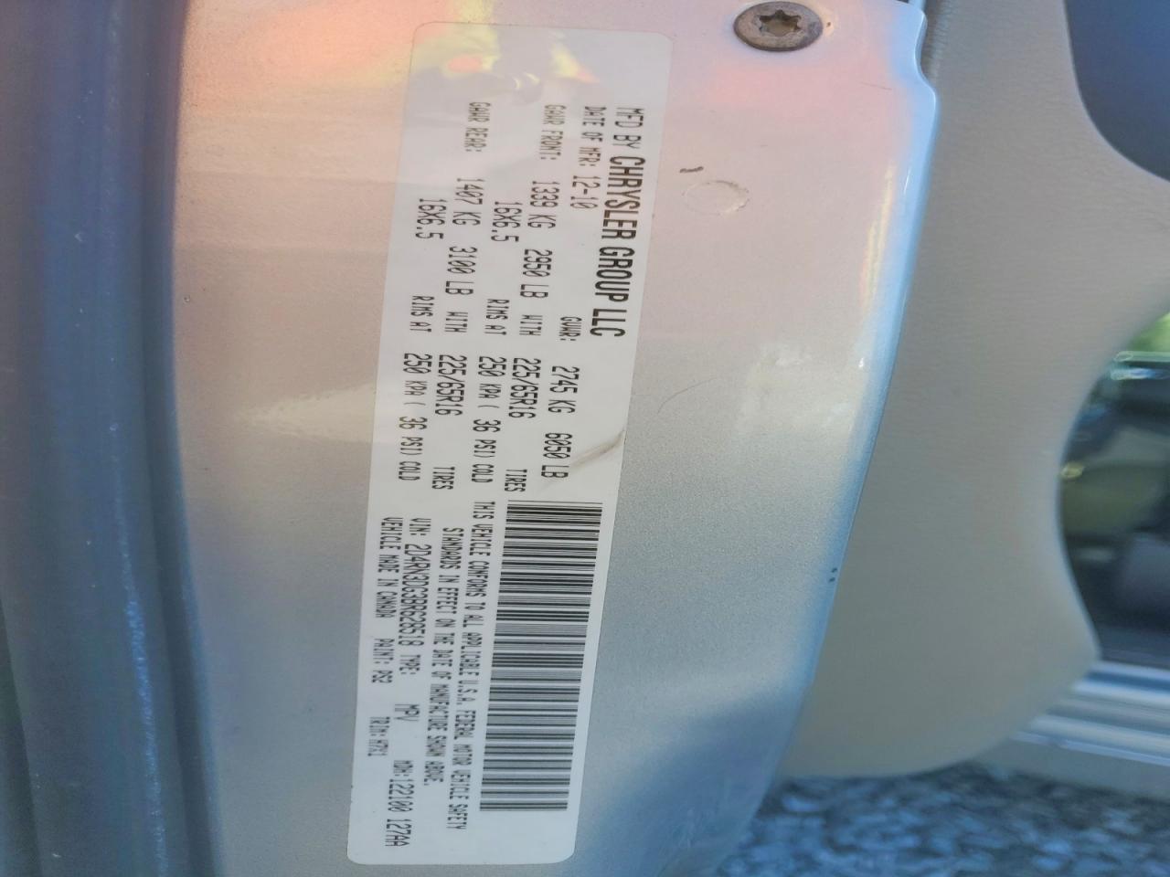 2011 Dodge Grand Caravan Mainstreet Silver vin: 2D4RN3DG3BR628518