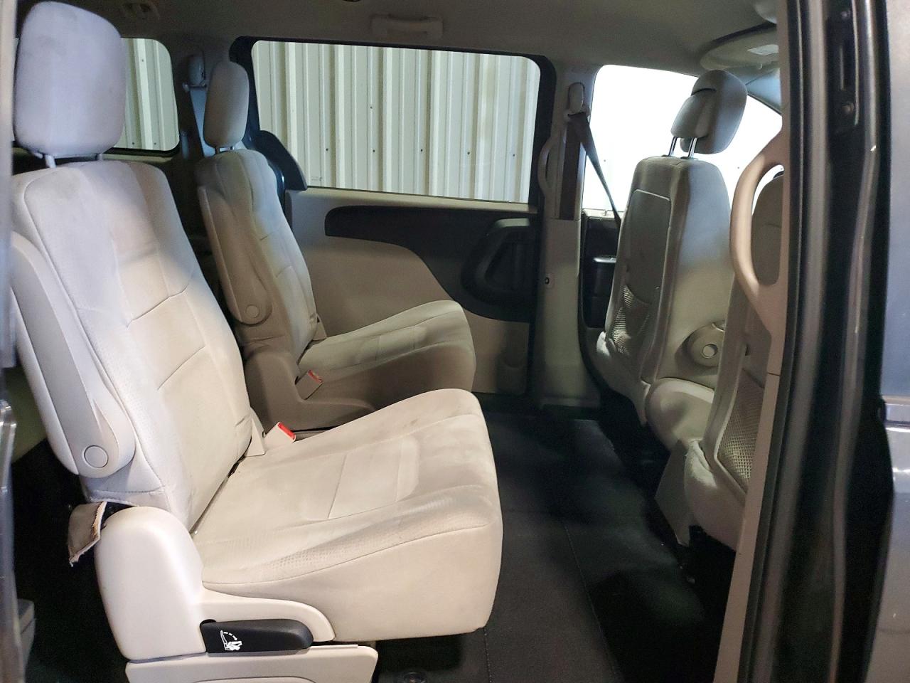 2011 Dodge Grand Caravan Mainstreet Gray vin: 2D4RN3DG3BR796059