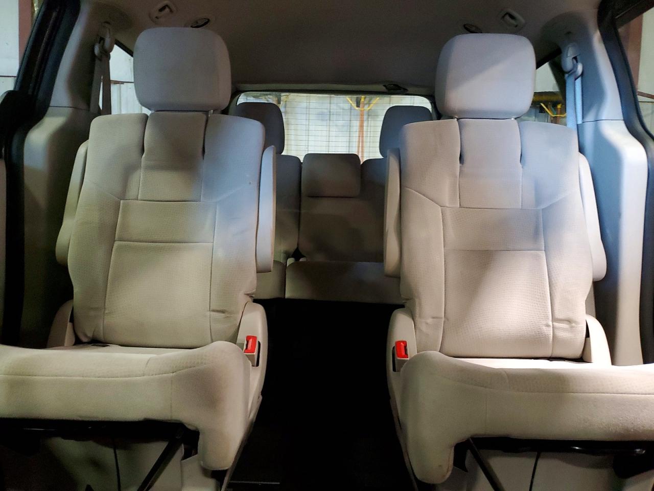 2011 Dodge Grand Caravan Mainstreet Gray vin: 2D4RN3DG3BR796059