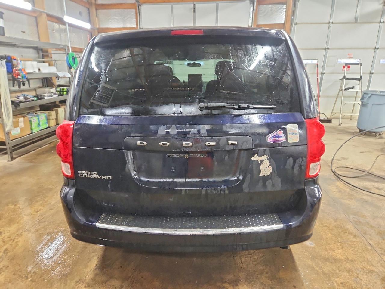 2011 Dodge Grand Caravan Mainstreet Blue vin: 2D4RN3DG4BR700763