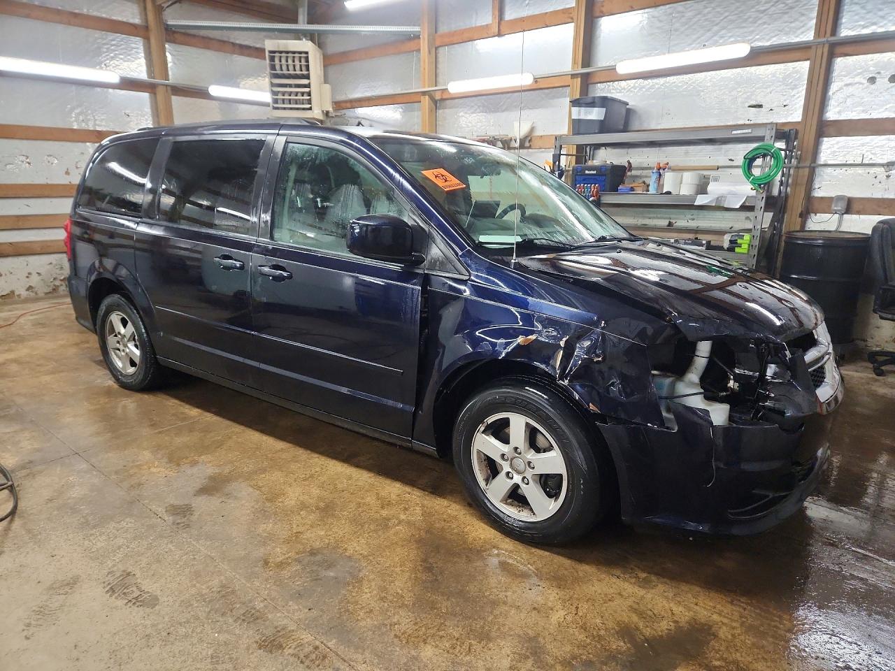 2011 Dodge Grand Caravan Mainstreet Blue vin: 2D4RN3DG4BR700763