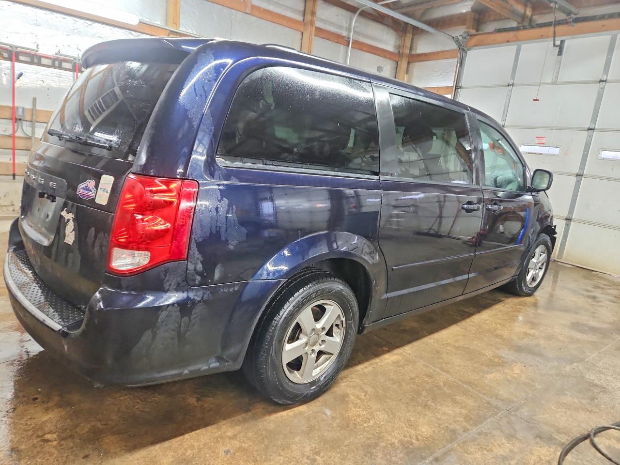 2011 Dodge Grand Caravan Mainstreet Blue vin: 2D4RN3DG4BR700763