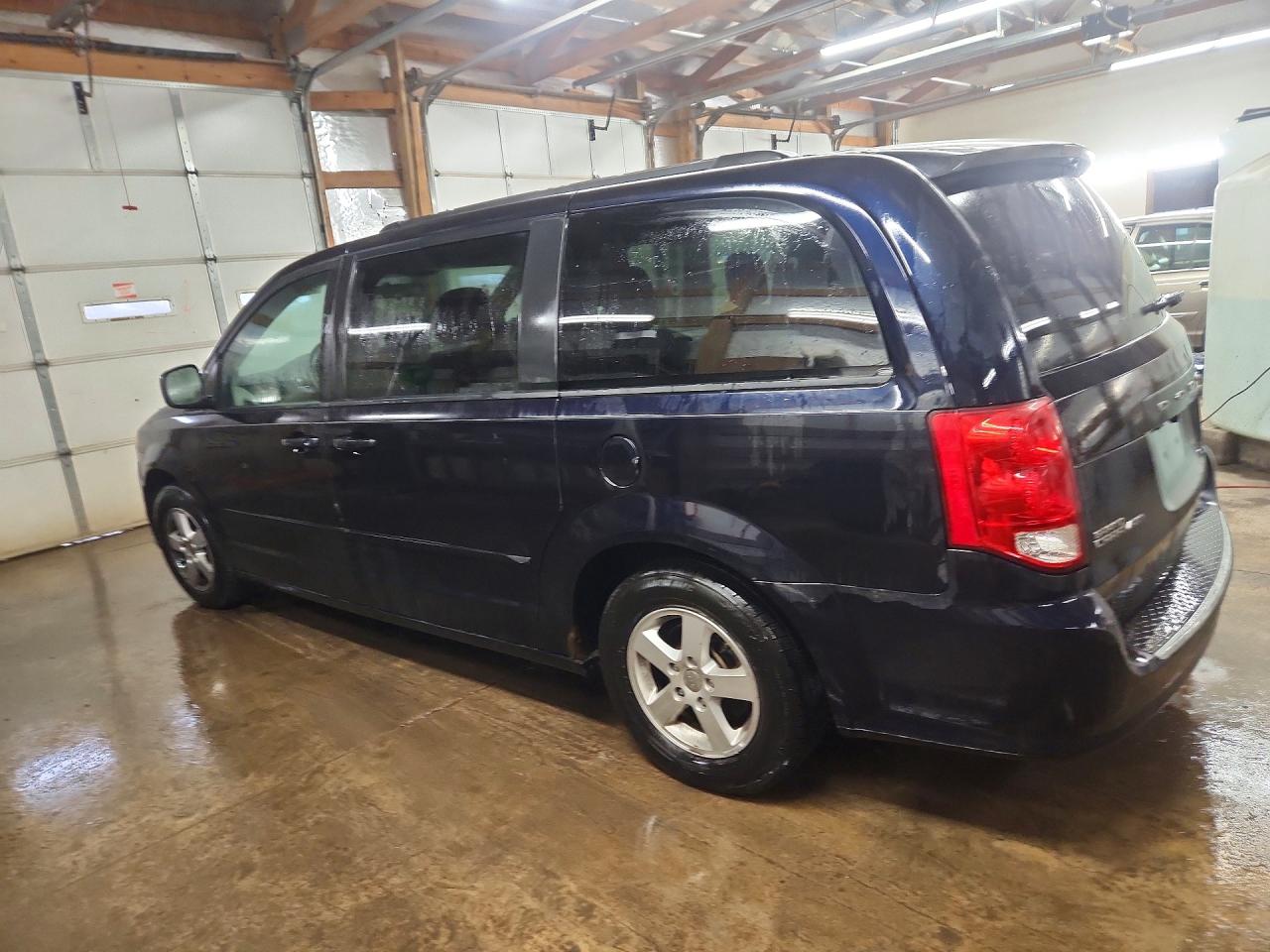 2011 Dodge Grand Caravan Mainstreet Blue vin: 2D4RN3DG4BR700763