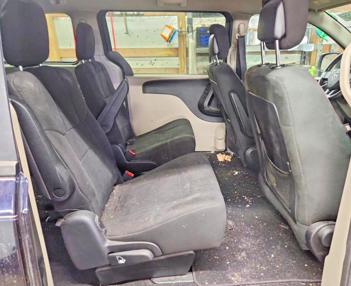2011 Dodge Grand Caravan Mainstreet Blue vin: 2D4RN3DG4BR700763