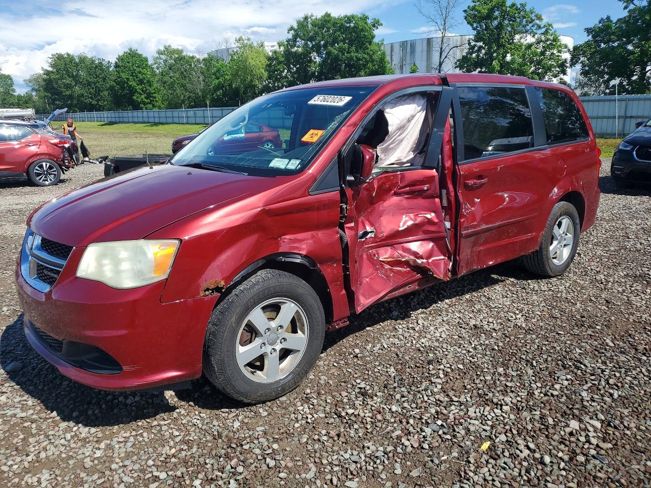 2011 Dodge Grand Caravan Mainstreet Red vin: 2D4RN3DG6BR743310