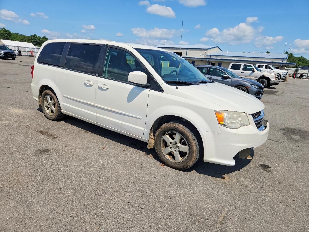 2011 Dodge Grand Caravan Mainstreet White vin: 2D4RN3DG6BR789803