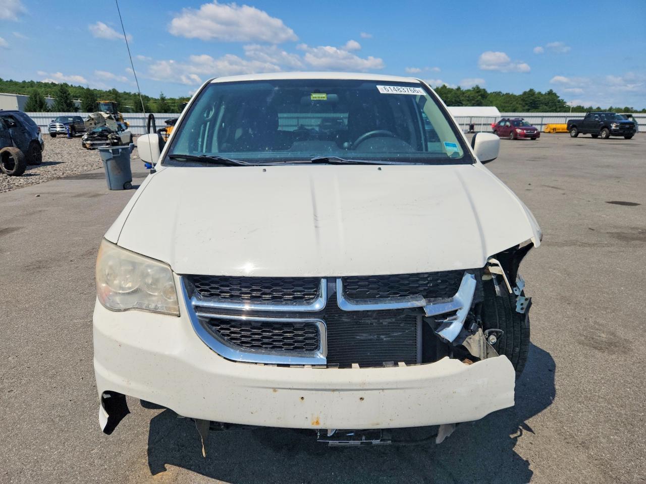 2011 Dodge Grand Caravan Mainstreet White vin: 2D4RN3DG6BR789803