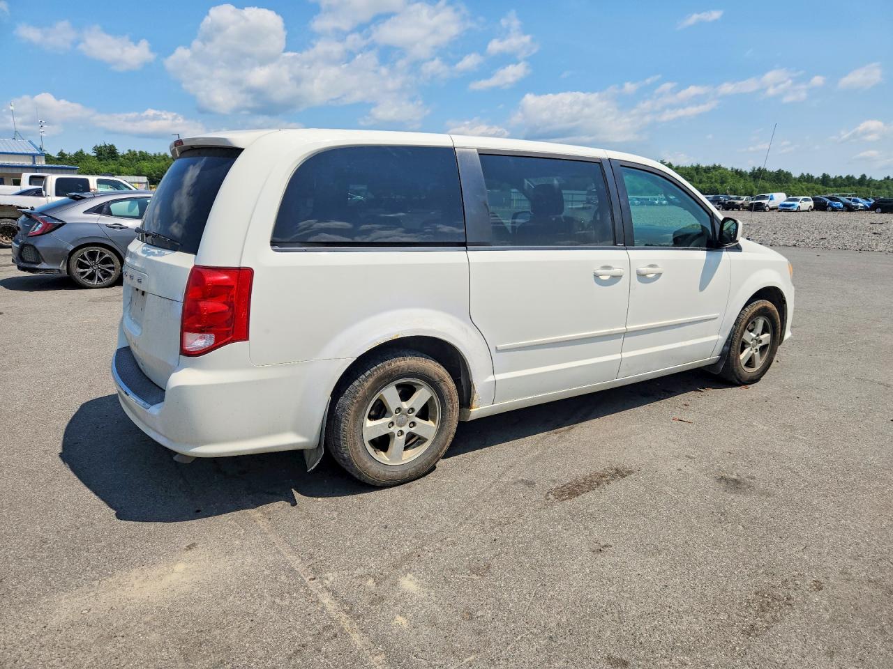 2011 Dodge Grand Caravan Mainstreet White vin: 2D4RN3DG6BR789803