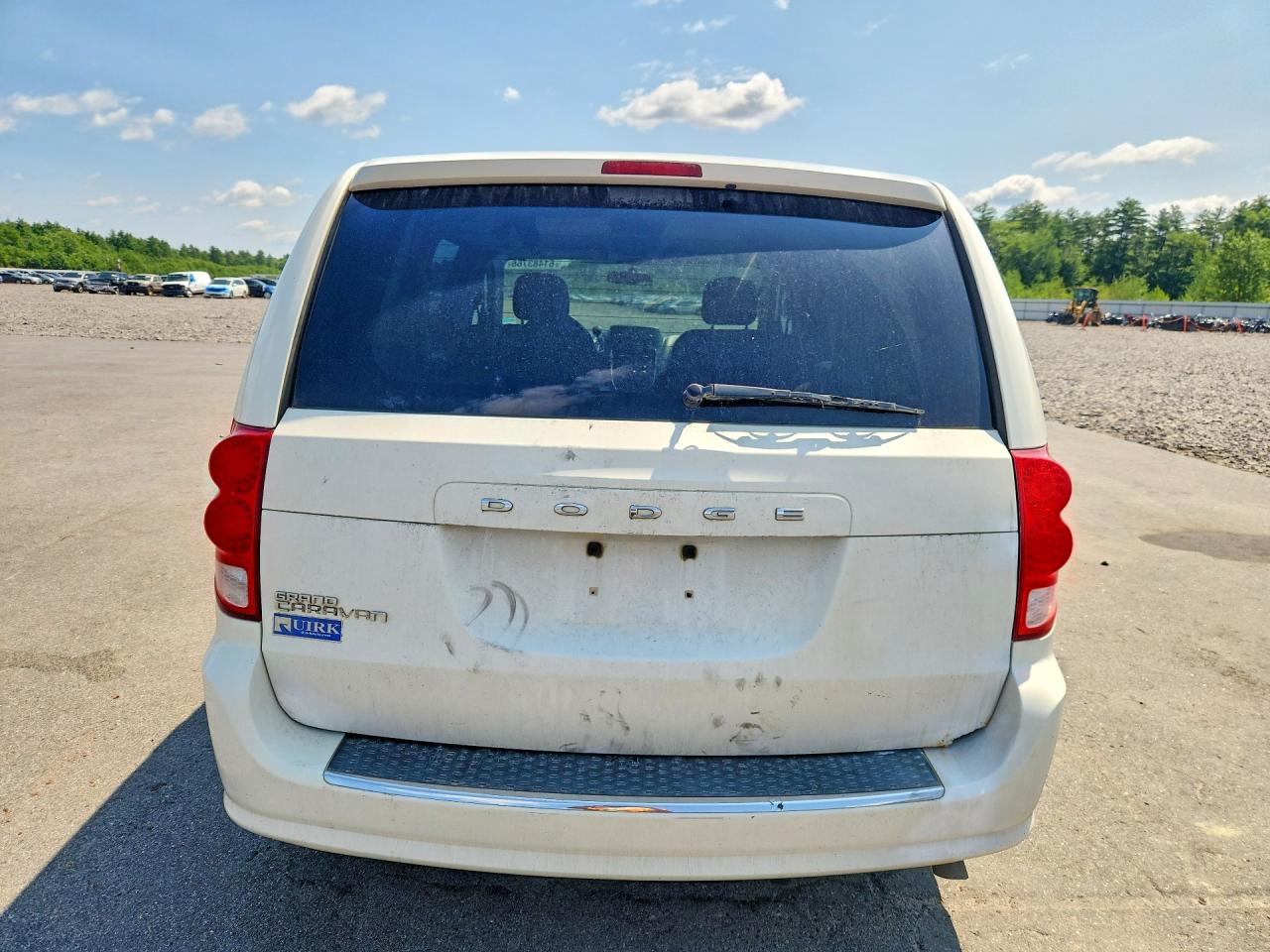 2011 Dodge Grand Caravan Mainstreet White vin: 2D4RN3DG6BR789803
