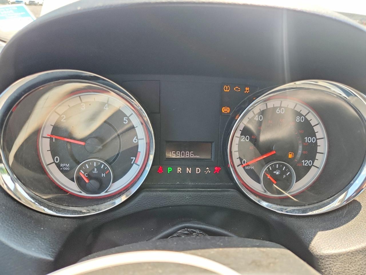 2011 Dodge Grand Caravan Mainstreet White vin: 2D4RN3DG6BR789803