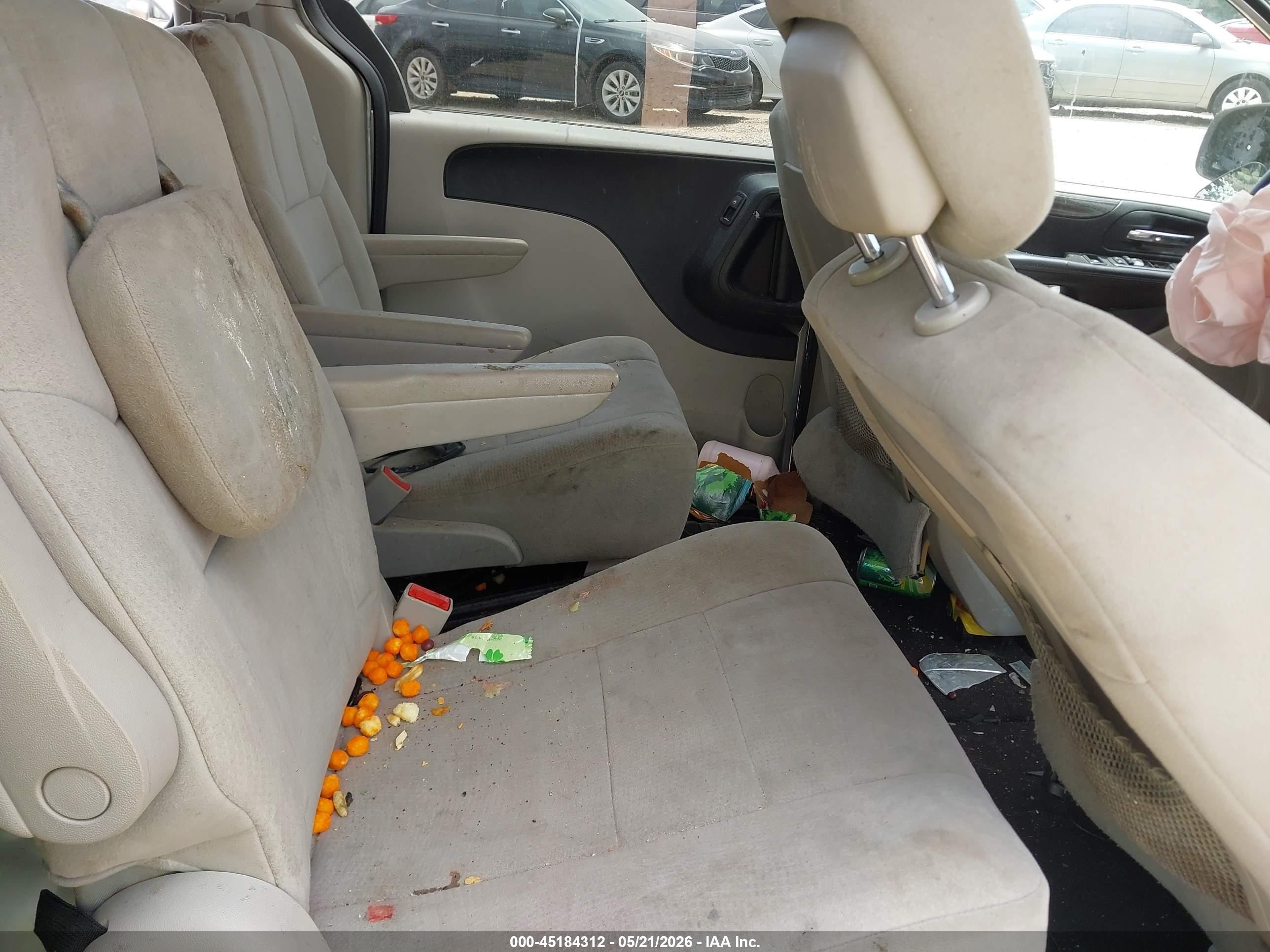 2011 Dodge Grand Caravan Mainstreet Silver vin: 2D4RN3DG7BR671985