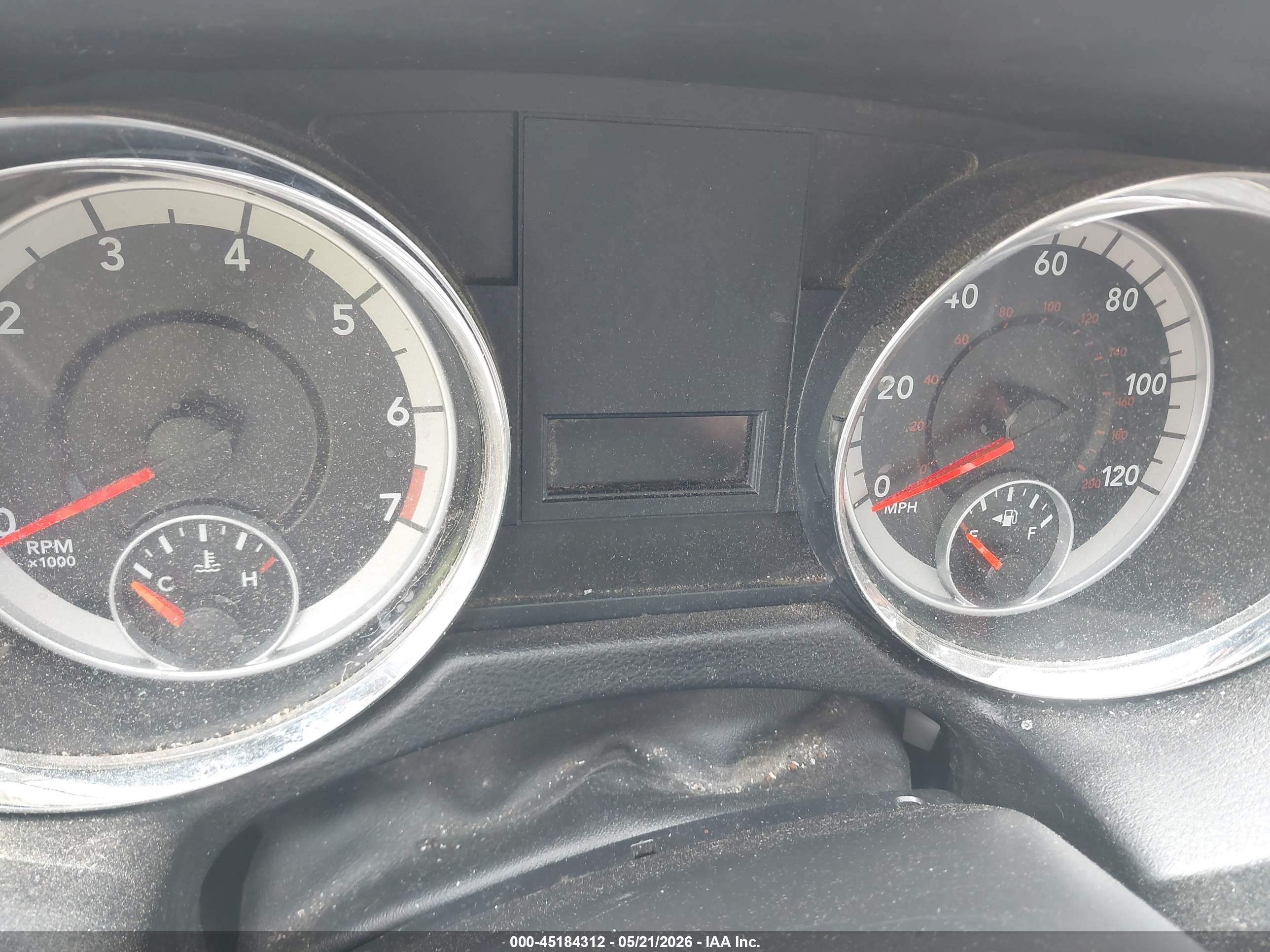 2011 Dodge Grand Caravan Mainstreet Silver vin: 2D4RN3DG7BR671985