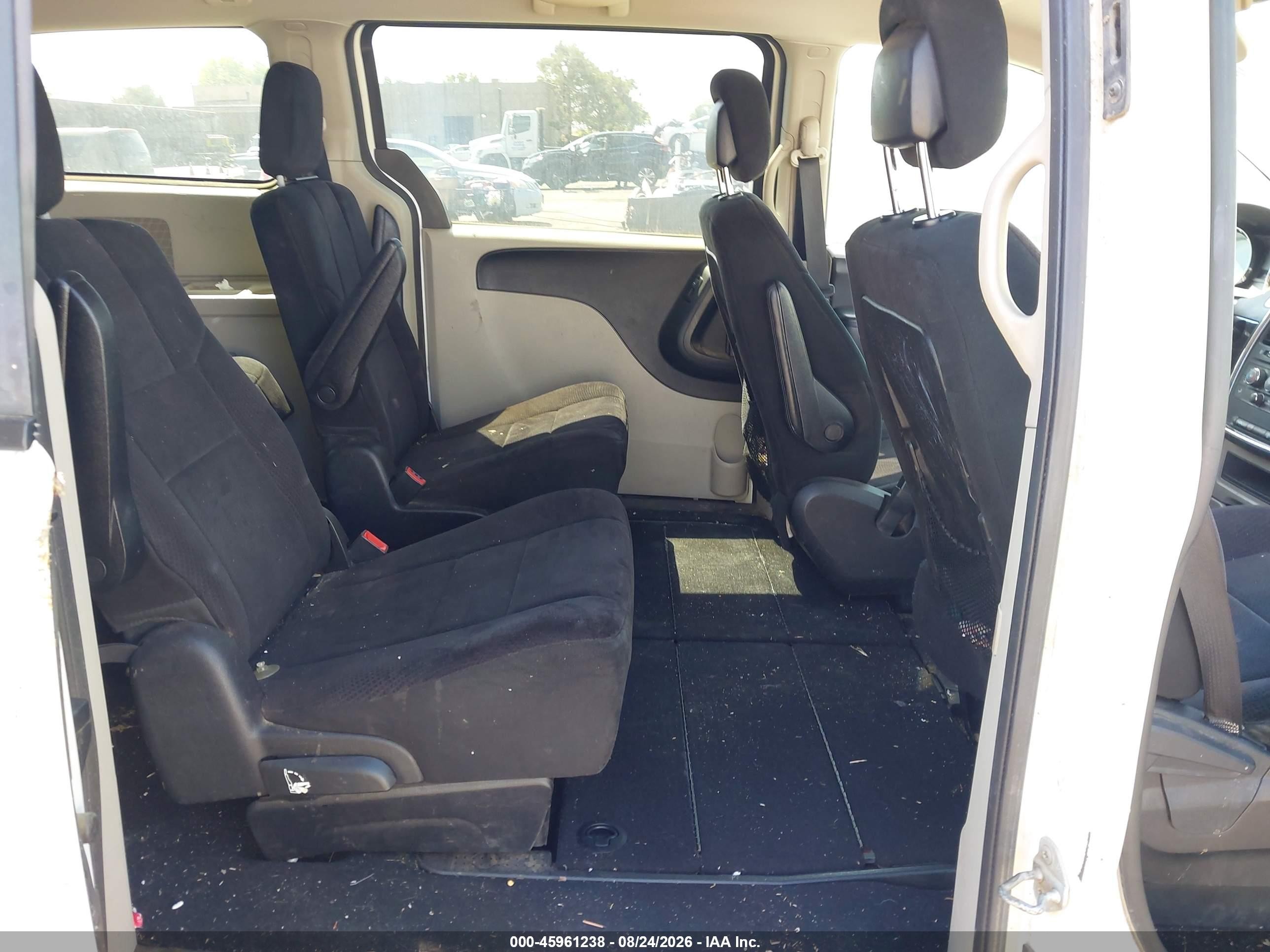 2011 Dodge Grand Caravan Mainstreet White vin: 2D4RN3DG7BR728668