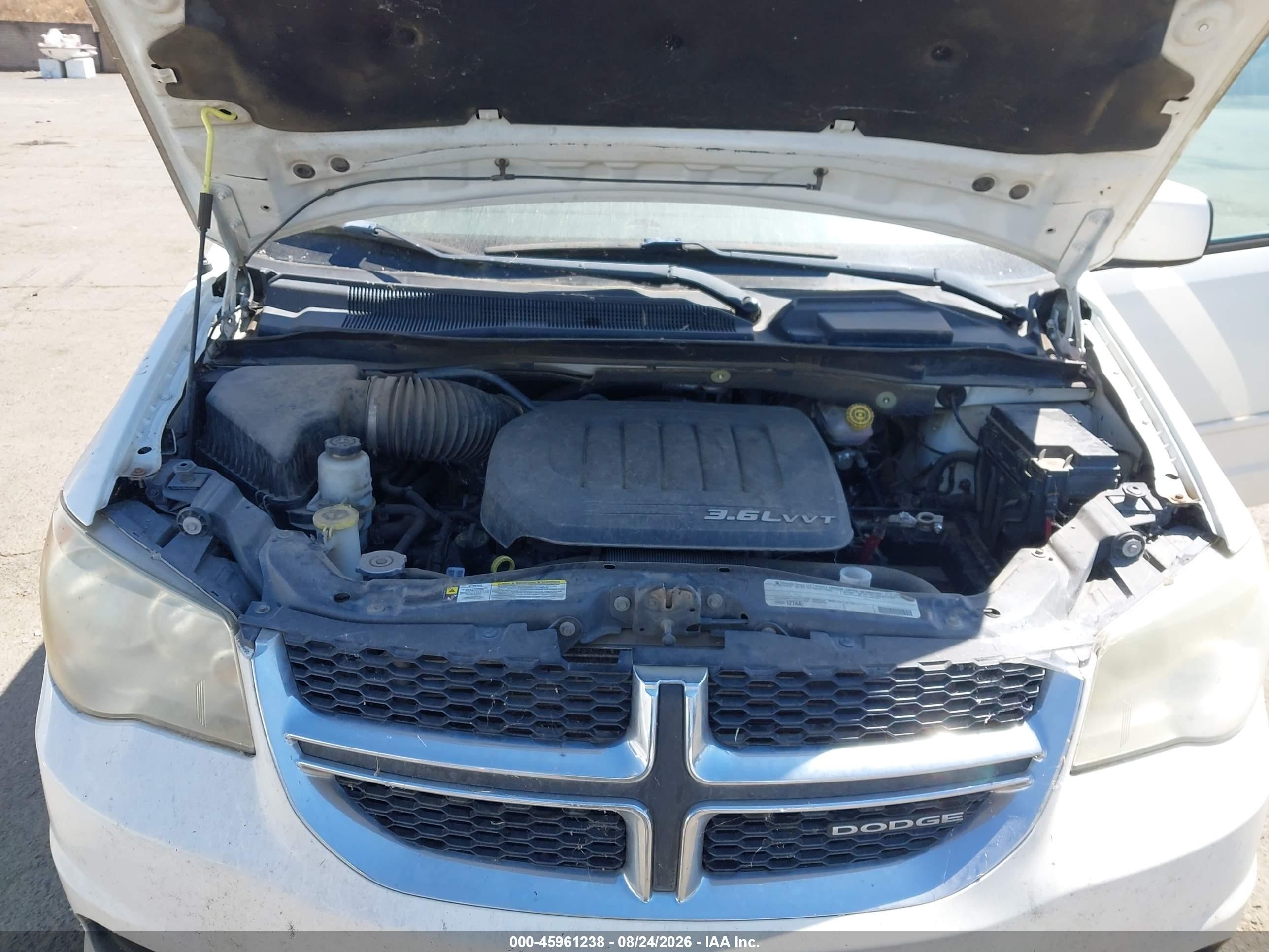 2011 Dodge Grand Caravan Mainstreet White vin: 2D4RN3DG7BR728668