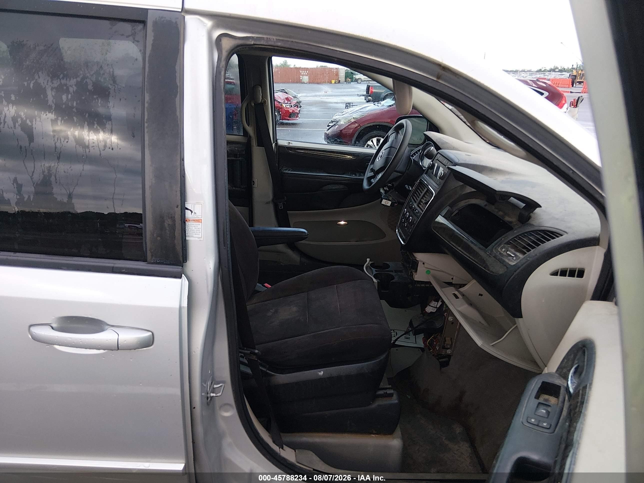 2011 Dodge Grand Caravan Mainstreet Серебряный vin: 2D4RN3DG8BR628787