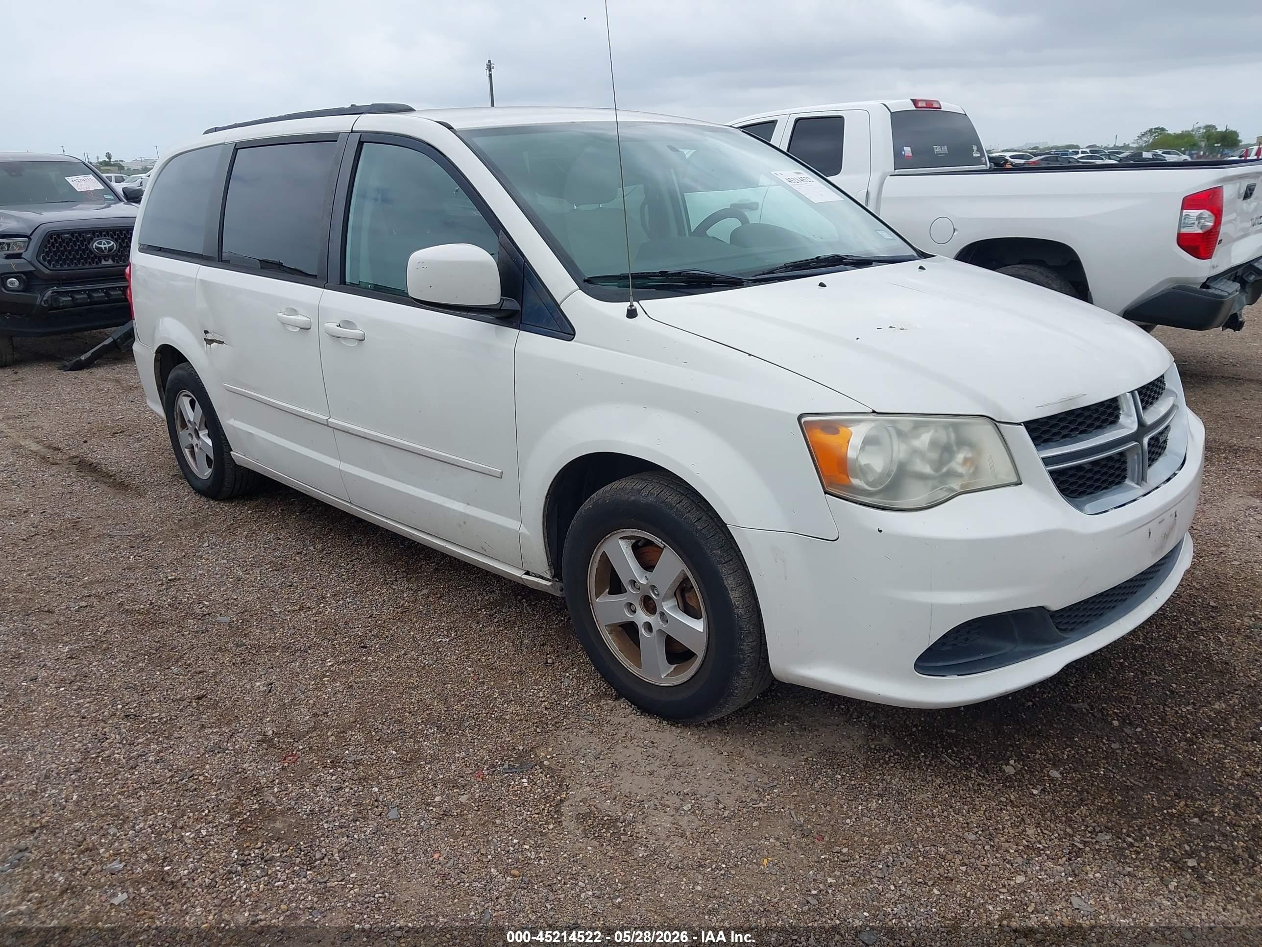 2011 Dodge Grand Caravan Mainstreet Белый vin: 2D4RN3DG8BR720417