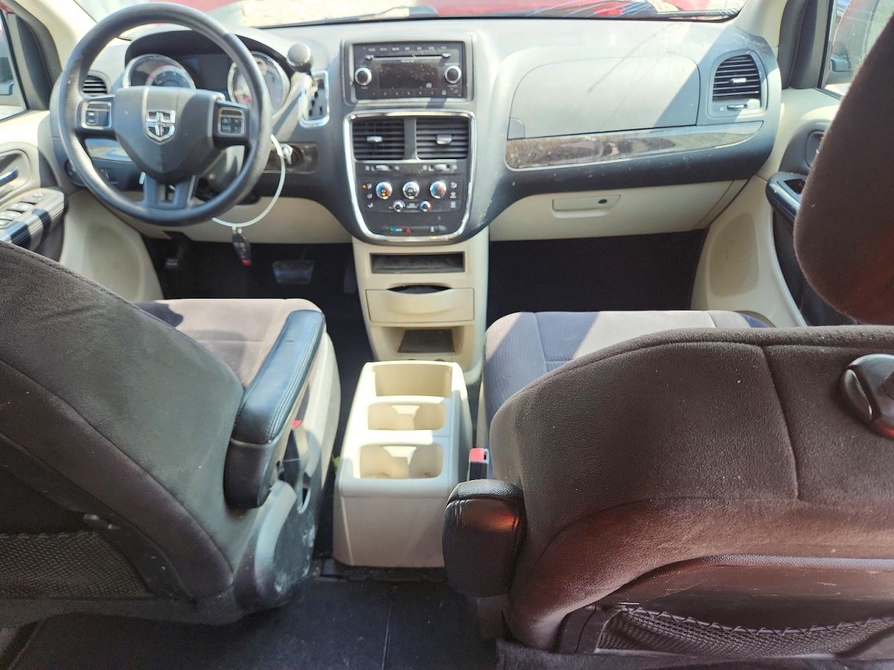 2011 Dodge Grand Caravan Mainstreet Red vin: 2D4RN3DG9BR700791