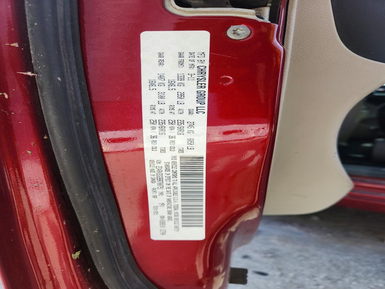 2011 Dodge Grand Caravan Mainstreet Red vin: 2D4RN3DG9BR700791