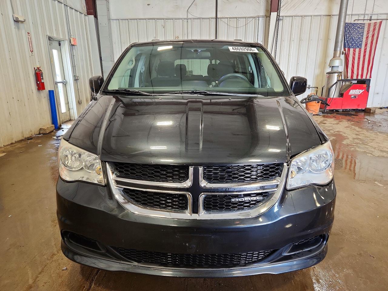 2011 Dodge Grand Caravan Mainstreet Gray vin: 2D4RN3DG9BR742135