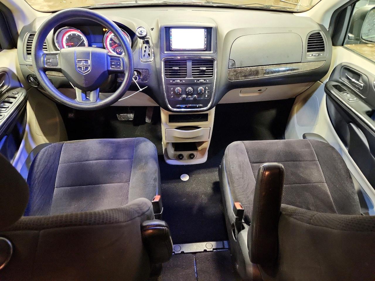 2011 Dodge Grand Caravan Mainstreet Gray vin: 2D4RN3DG9BR742135