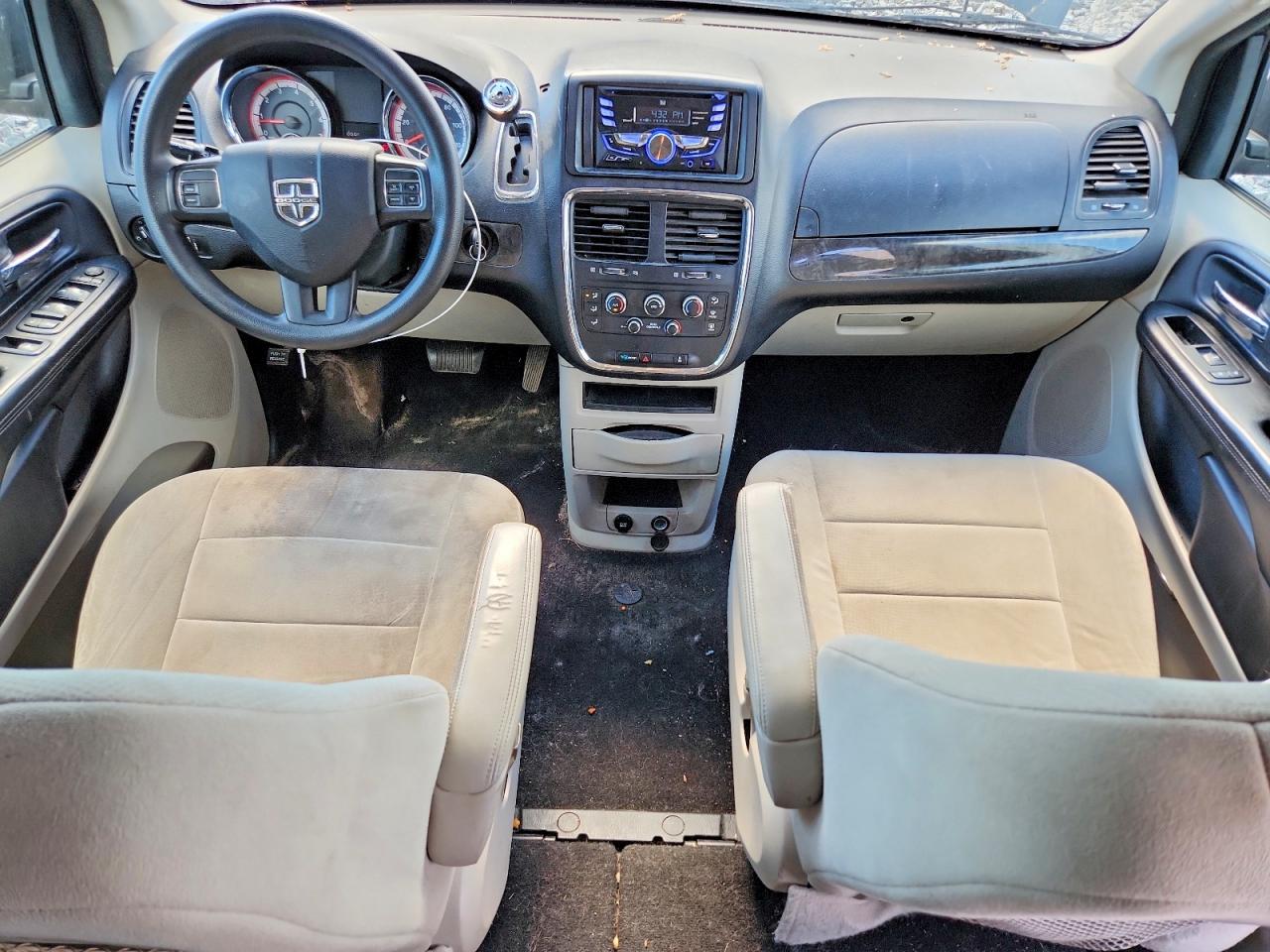 2011 Dodge Grand Caravan Mainstreet Gray vin: 2D4RN3DGXBR650709