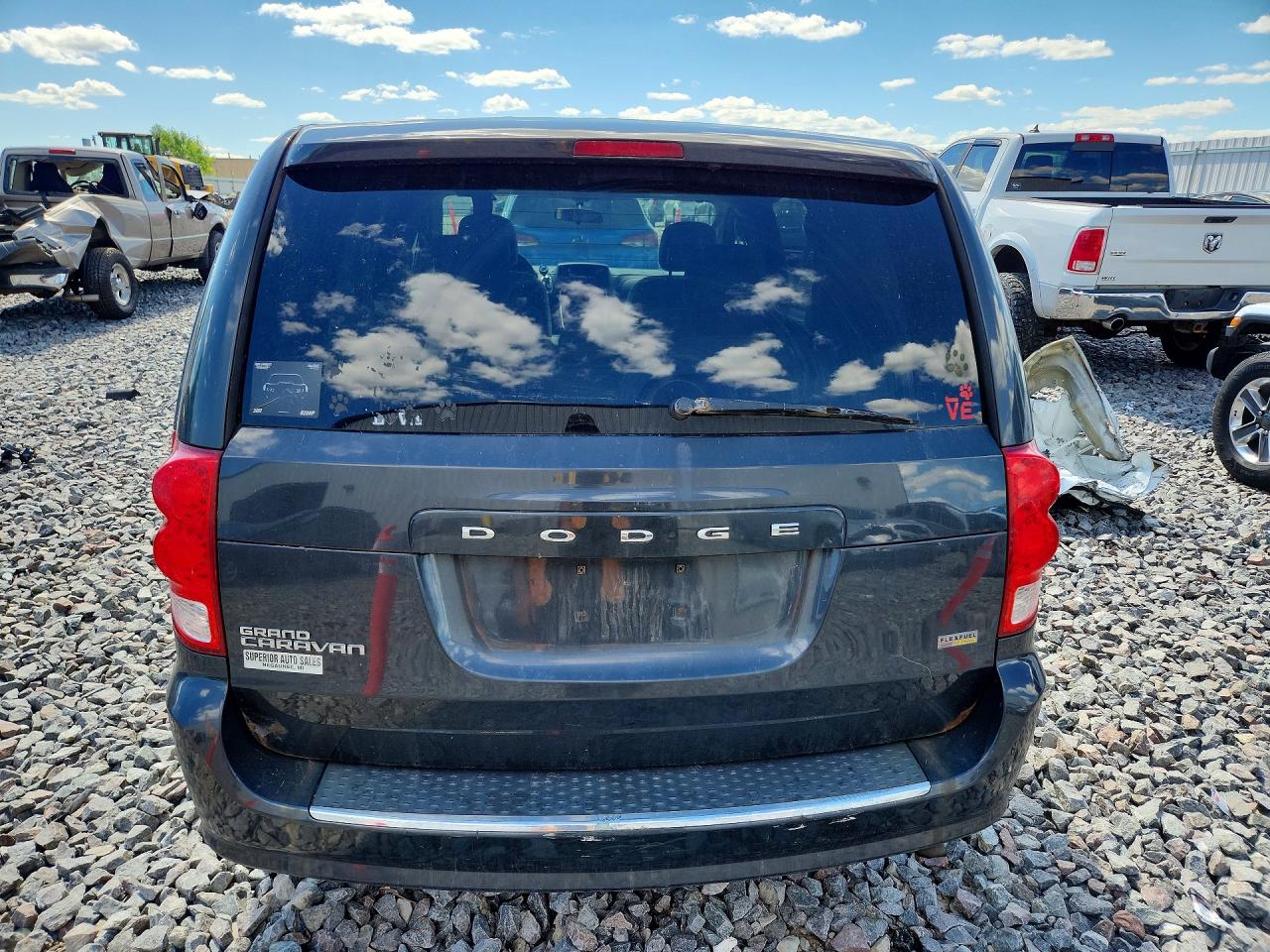 2011 Dodge Grand Caravan Mainstreet Gray vin: 2D4RN3DGXBR650709