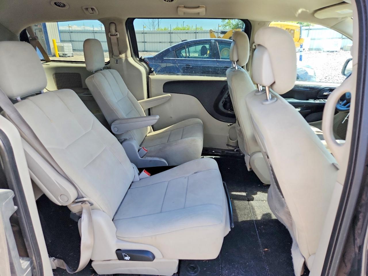 2011 Dodge Grand Caravan Mainstreet Gray vin: 2D4RN3DGXBR650709