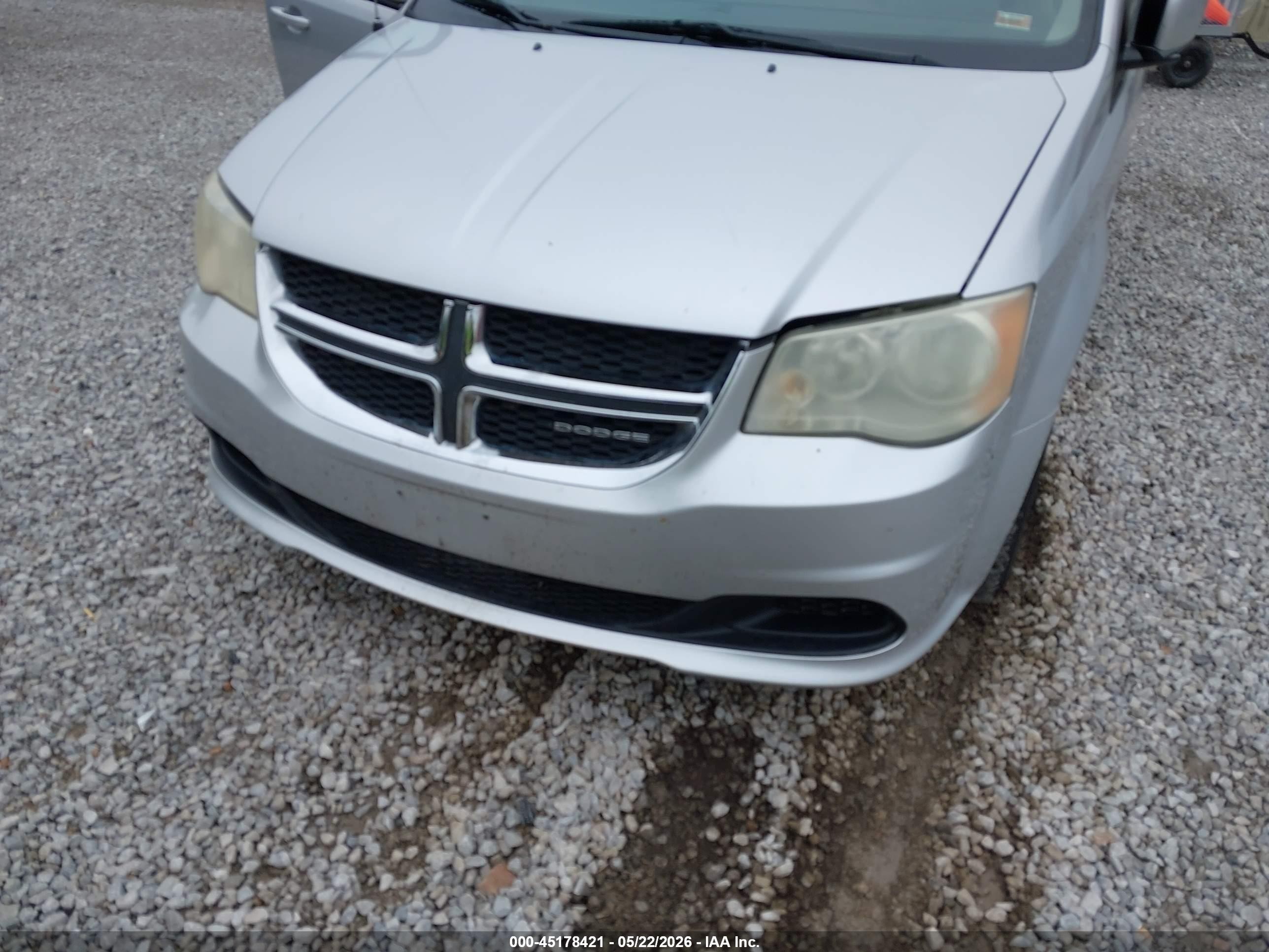 2011 Dodge Grand Caravan Mainstreet Silver vin: 2D4RN3DGXBR674637