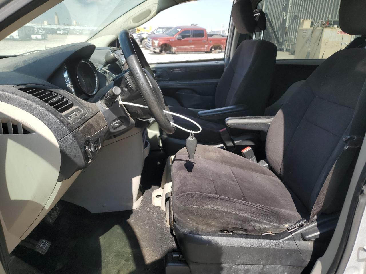 2011 Dodge Grand Caravan Mainstreet Silver vin: 2D4RN3DGXBR731189