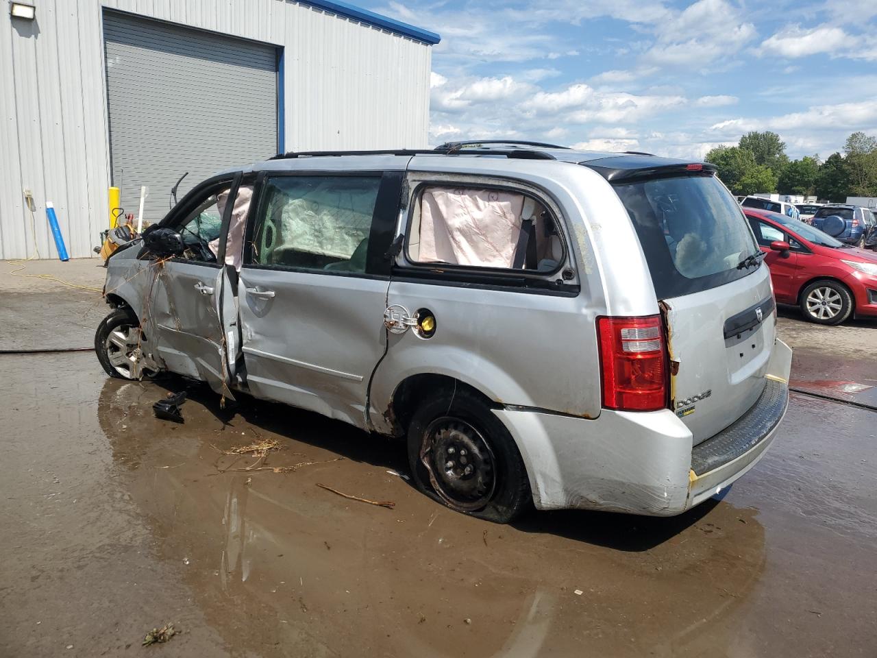 2010 Dodge Grand Caravan Se Серебряный vin: 2D4RN4DE0AR144387