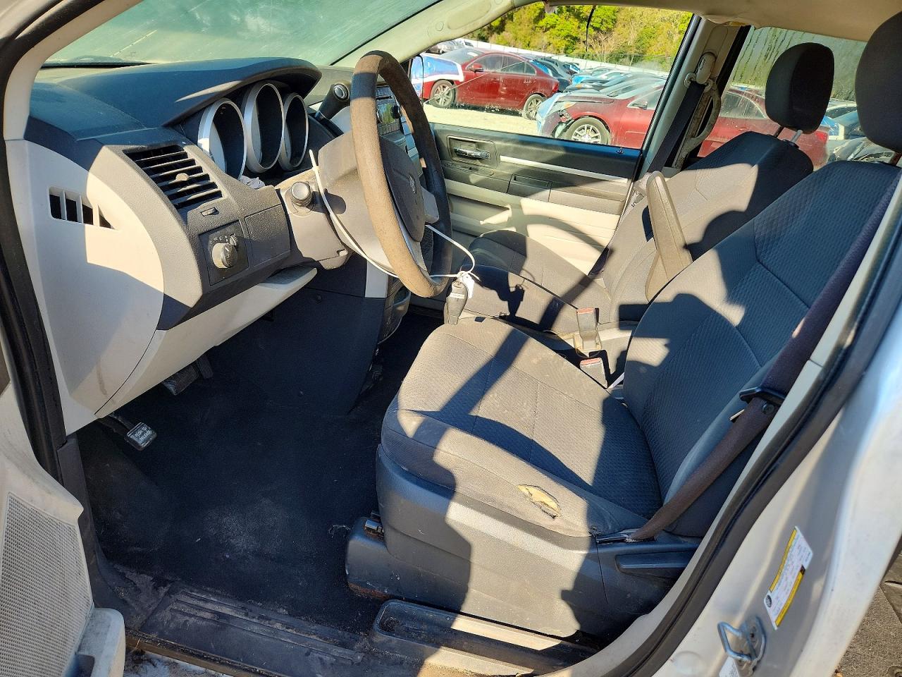 2010 Dodge Grand Caravan Se Silver vin: 2D4RN4DE0AR147063