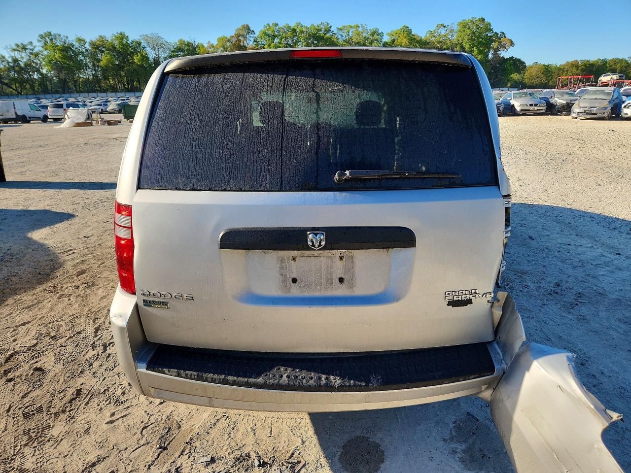 2010 Dodge Grand Caravan Se Silver vin: 2D4RN4DE0AR147063
