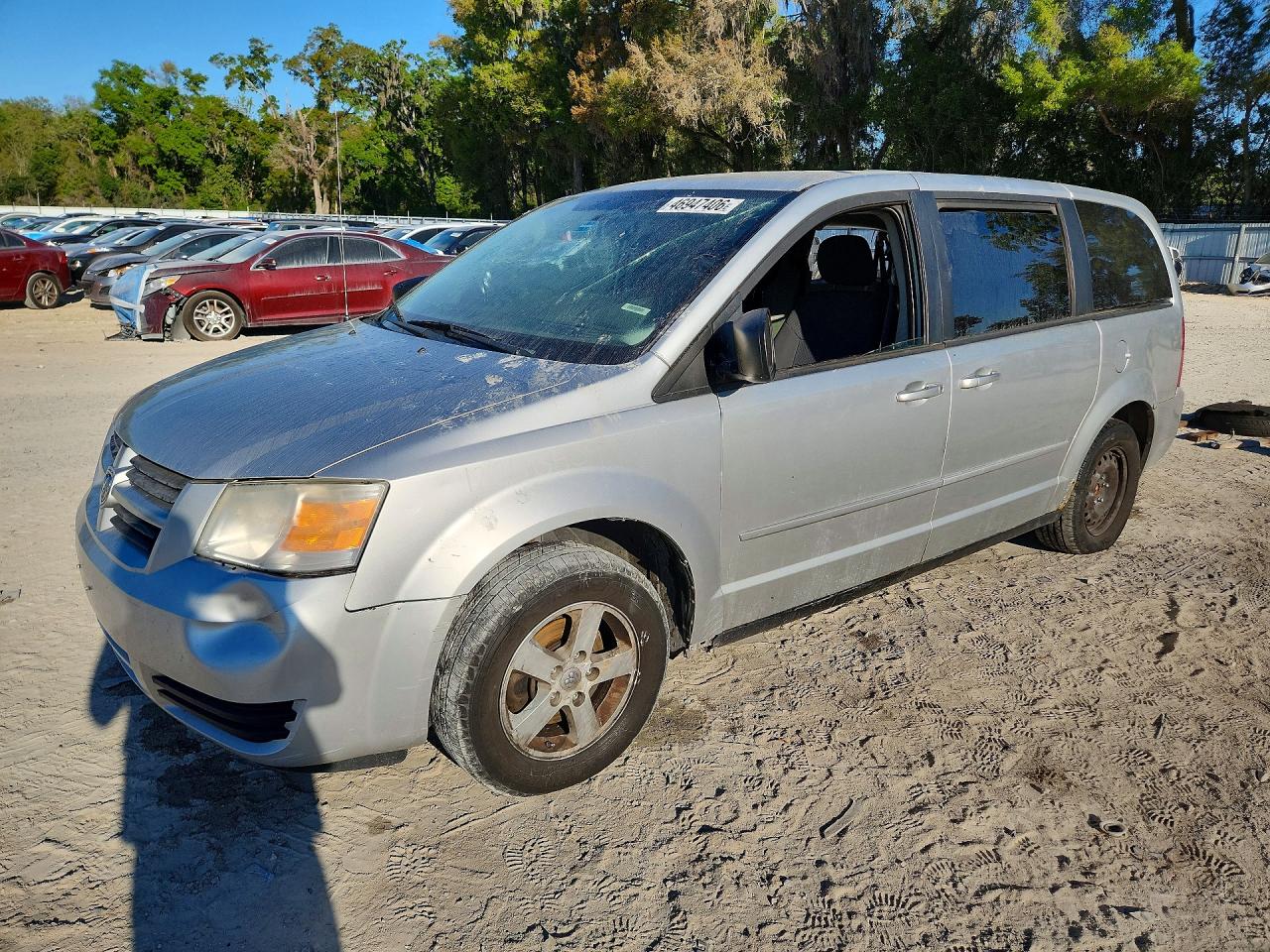 2010 Dodge Grand Caravan Se Silver vin: 2D4RN4DE0AR147063