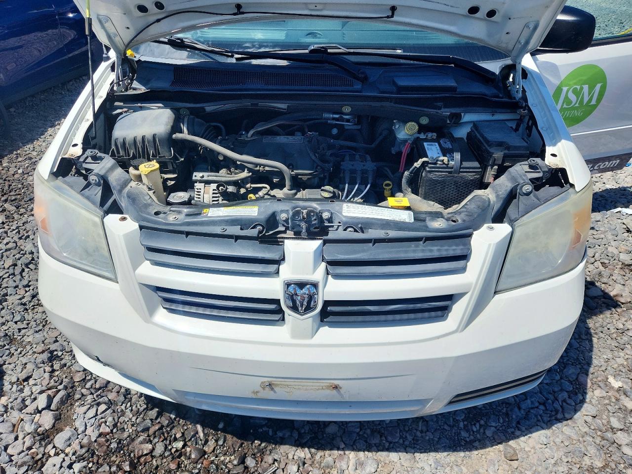 2010 Dodge Grand Caravan Se White vin: 2D4RN4DE0AR244084