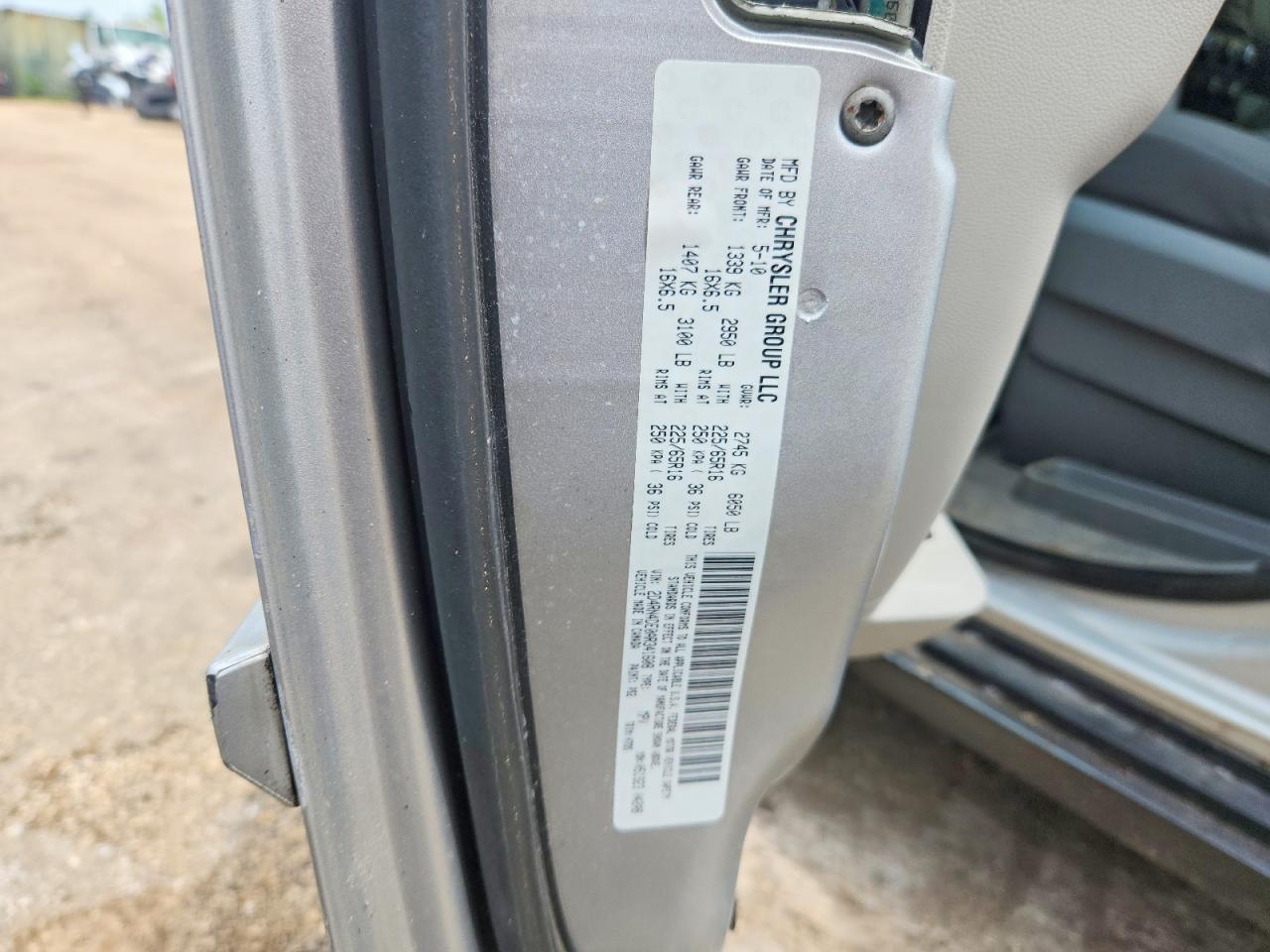 2010 Dodge Grand Caravan Se Silver vin: 2D4RN4DE0AR341608
