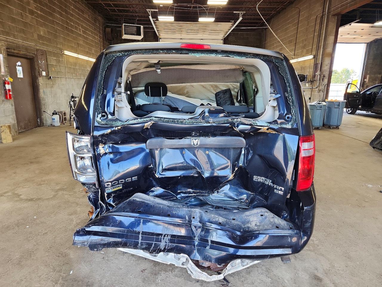 2010 Dodge Grand Caravan Se Blue vin: 2D4RN4DE0AR356285