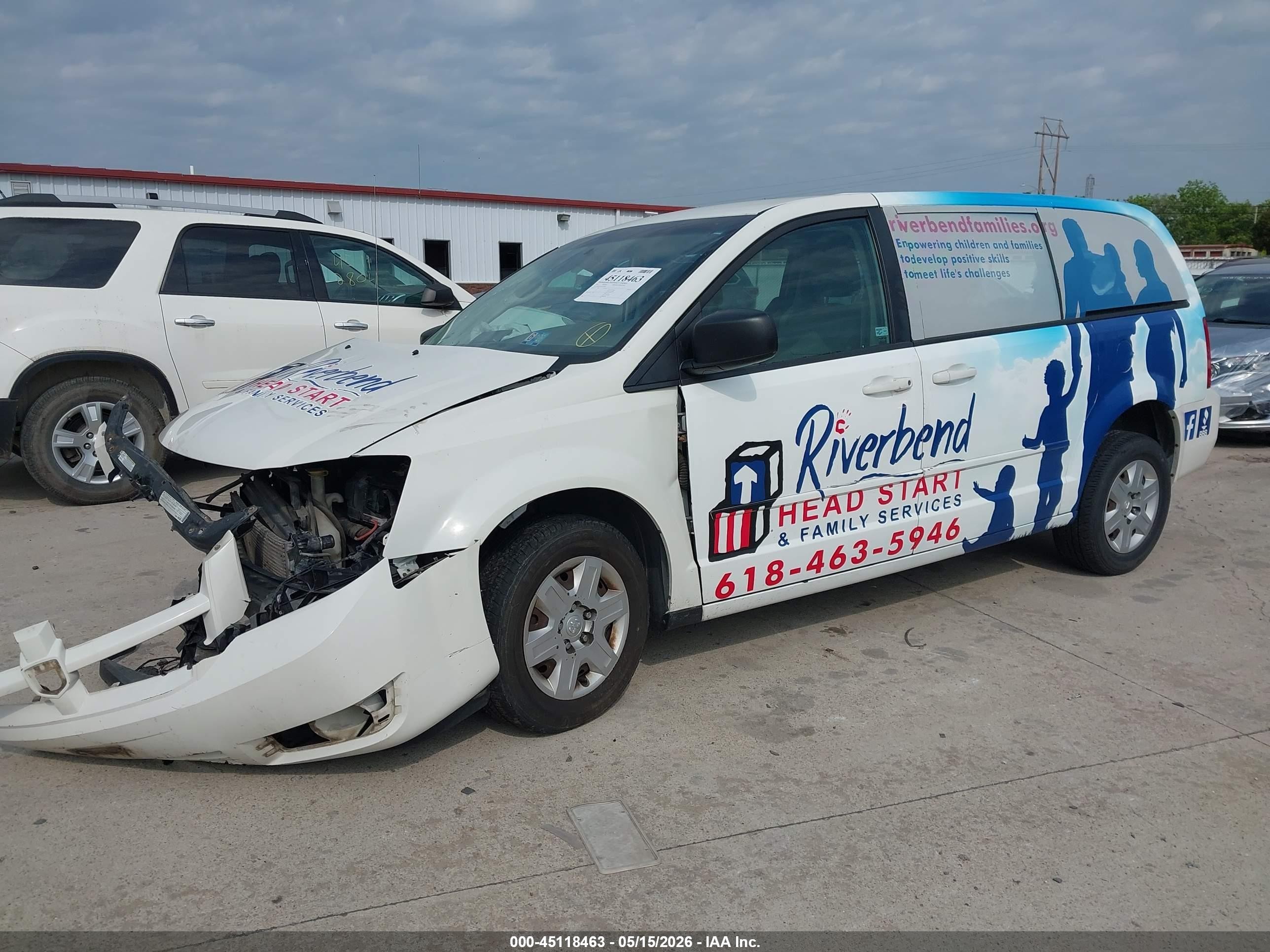 2010 Dodge Grand Caravan Se White vin: 2D4RN4DE1AR160680