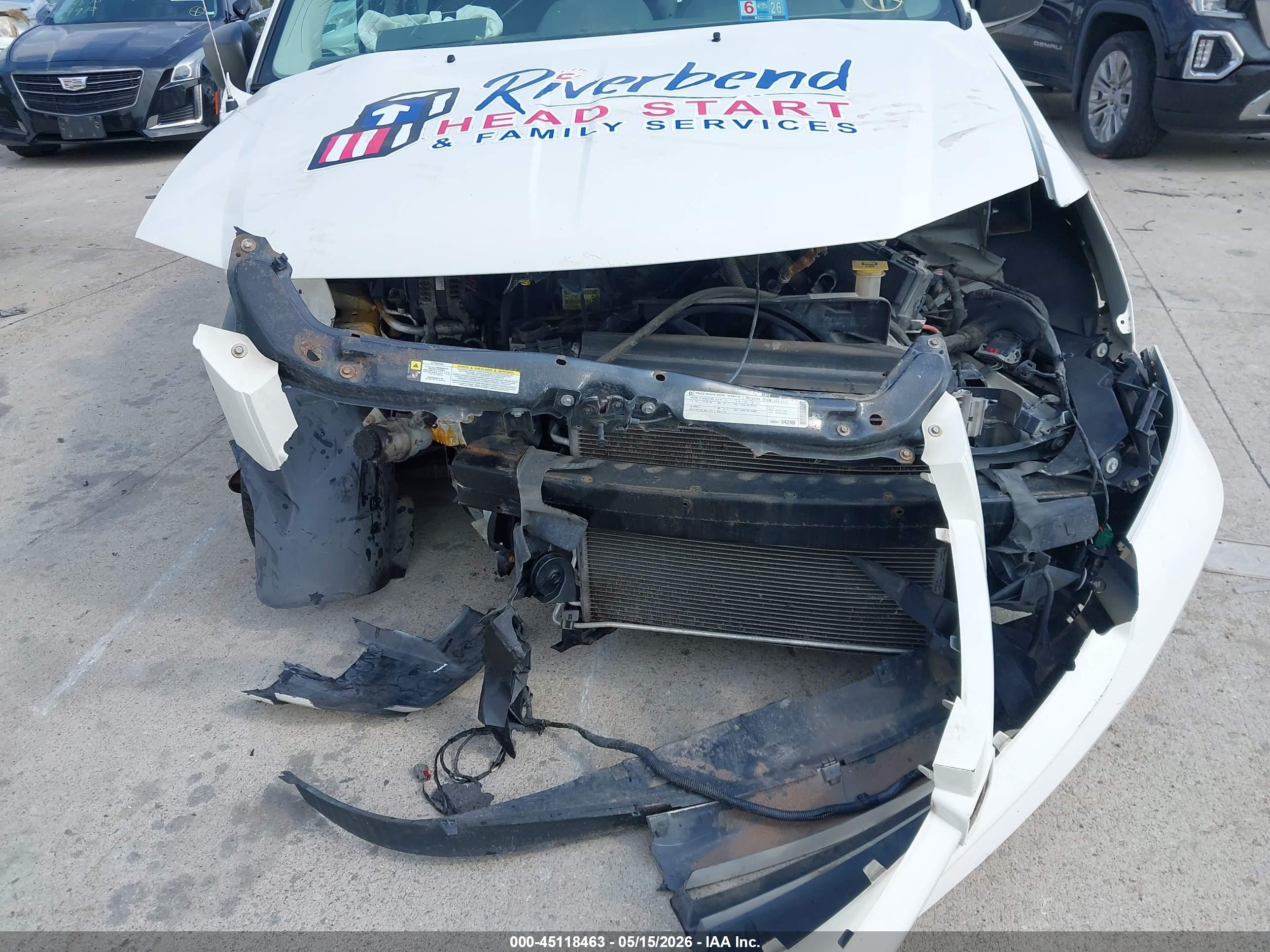 2010 Dodge Grand Caravan Se White vin: 2D4RN4DE1AR160680