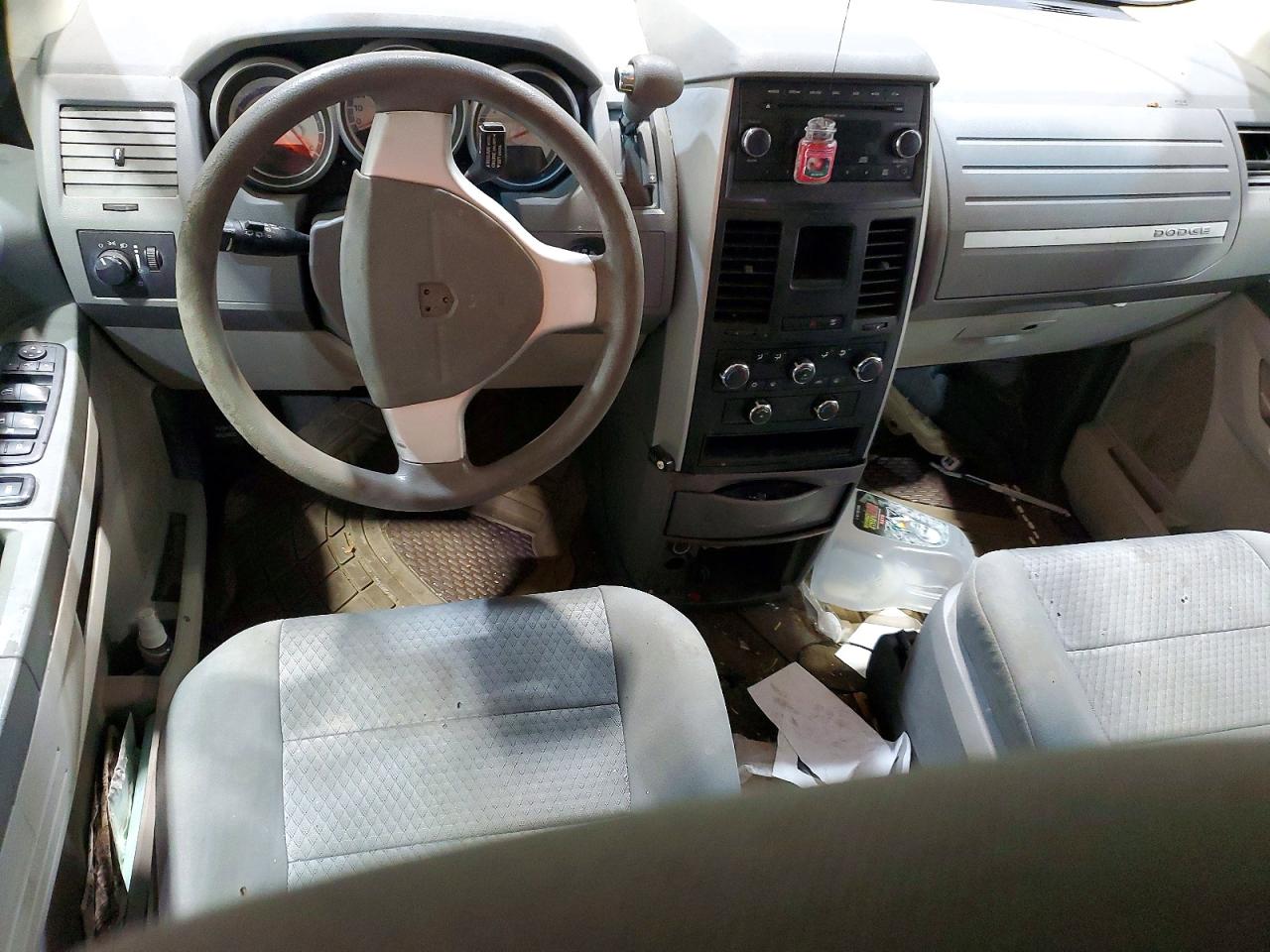 2010 Dodge Grand Caravan Se White vin: 2D4RN4DE1AR216472