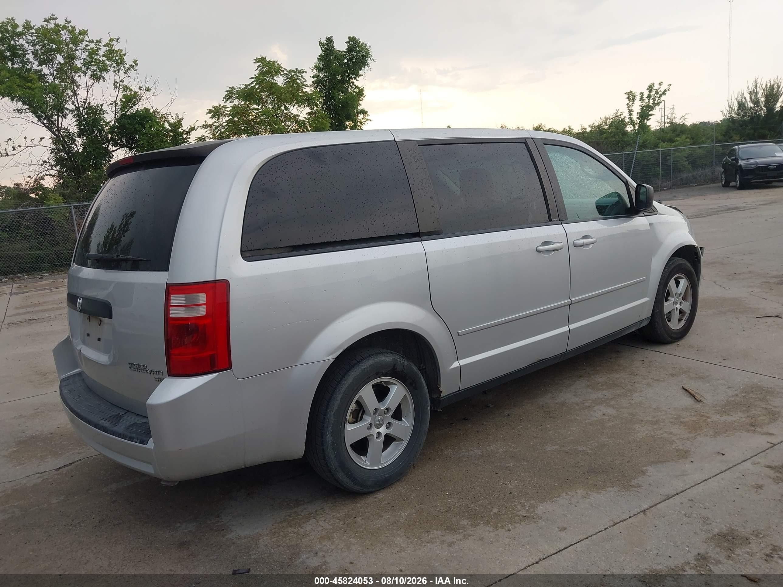 2010 Dodge Grand Caravan Se Gray vin: 2D4RN4DE1AR268149