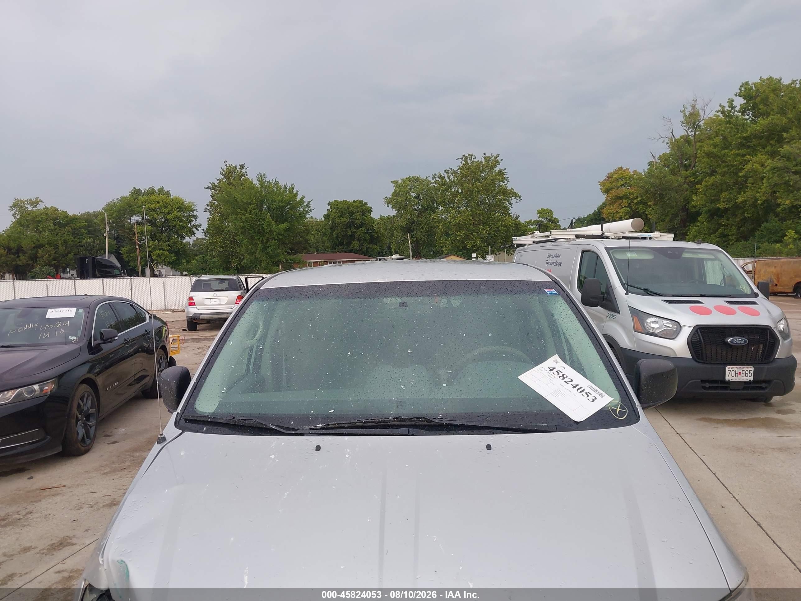 2010 Dodge Grand Caravan Se Gray vin: 2D4RN4DE1AR268149